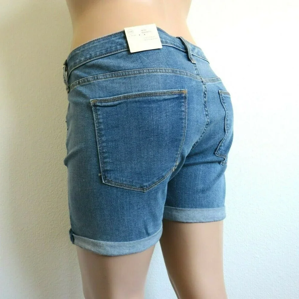 Universal Thread Jeans Midi Shorts Plus Size 26W NWT - Picture 2 of 3